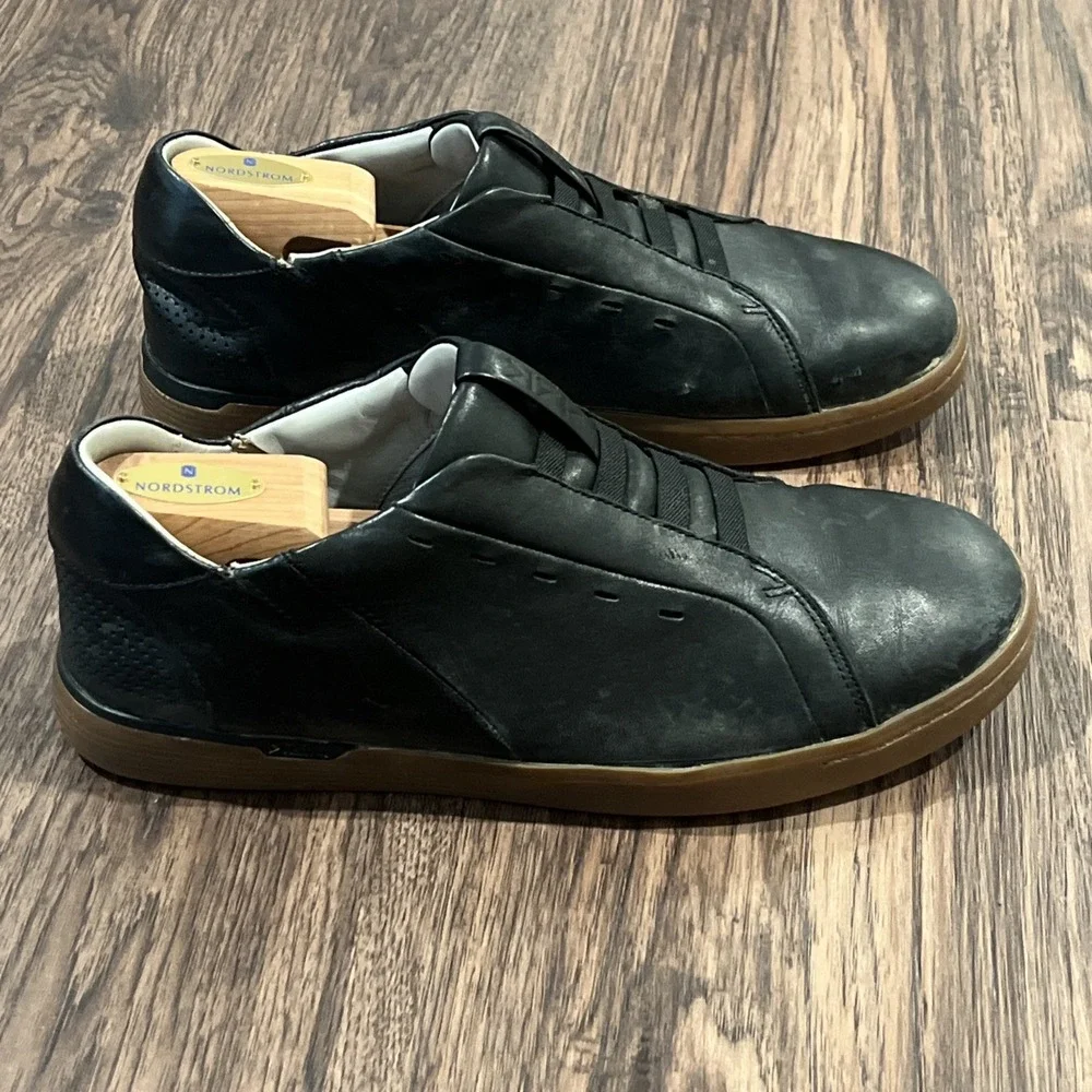 Kizik New York Hands Free Leather Sneaker EUC Men size 11.5 READ